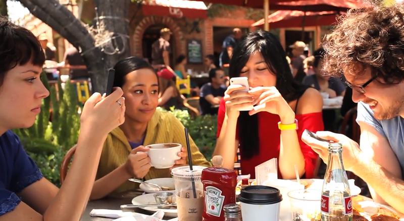 trik menarik dalam percakapan © 2016 brilio.net trik menarik dalam percakapan © 2016 brilio.net