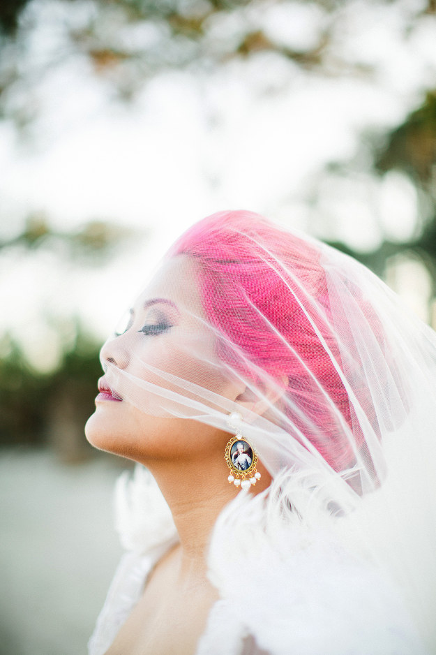 15 Kreasi warna  rambut  pengantin wanita ini keren  abis  