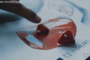 Headset canggih ini terjemahkan bahasa asing secara langsung, keren!