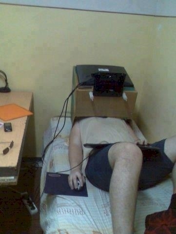 Orang nyleneh abis © 2016 brilio.net