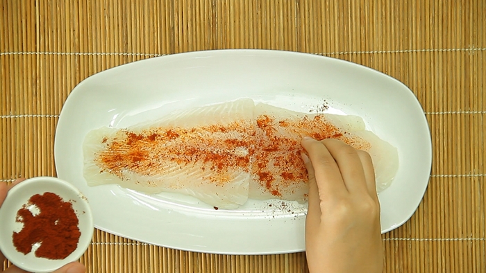 Kamu pecinta sambal? Yuk, bikin Dory Fish with Classic Sambal Matah!