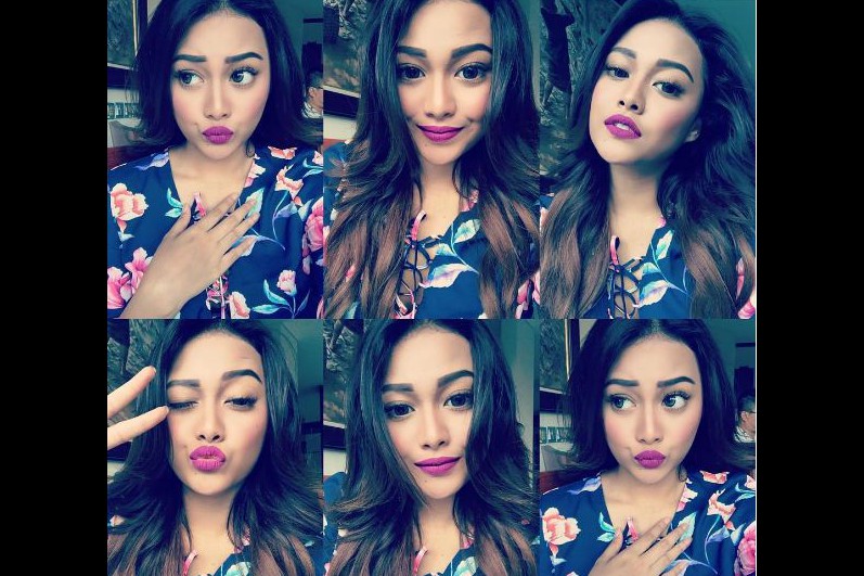 12 Kondisi ini hanya dipahami cewek yang hobi pakai lipstik, setuju? 