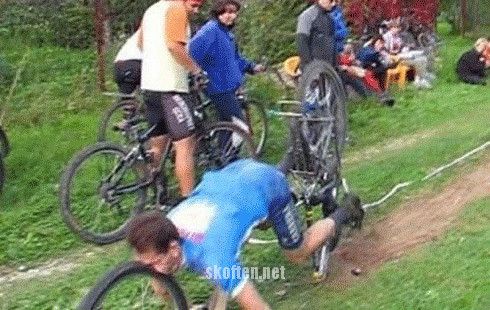 momen konyol para pembalap © 2016 brilio.net