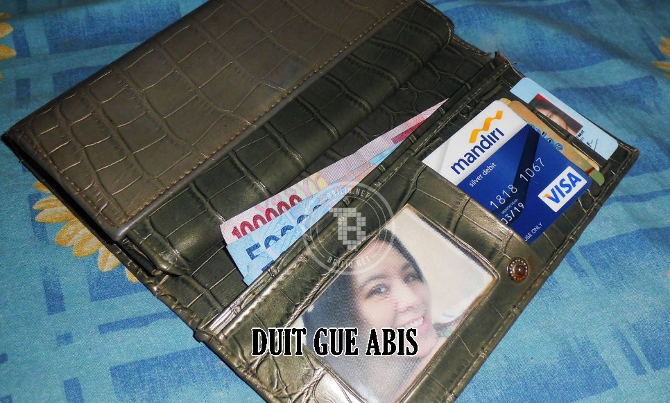 tiga kata  © 2016 brilio.net tiga kata  © 2016 brilio.net