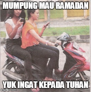 meme cara mendekatkan diri ke Tuhan © 2016 brilio.net meme cara mendekatkan diri ke Tuhan © 2016 brilio.net