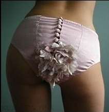 Bra dan CD unik © 2016 brilio.net