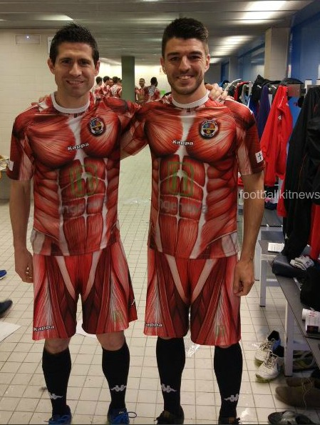 desain seragam tim olahraga paling aneh © 2016 brilio.net desain seragam tim olahraga paling aneh © 2016 brilio.net