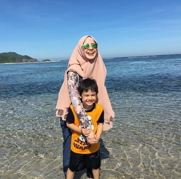 artis single parents © 2016 brilio.net