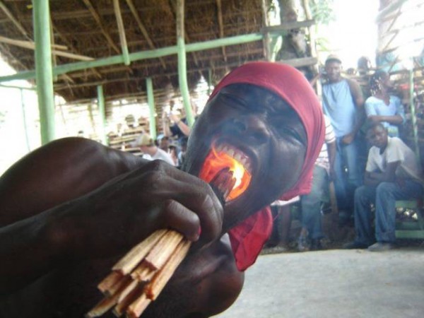 20 Foto bikin ngilu & merinding © 2016 brilio.net 20 Foto bikin ngilu & merinding © 2016 brilio.net