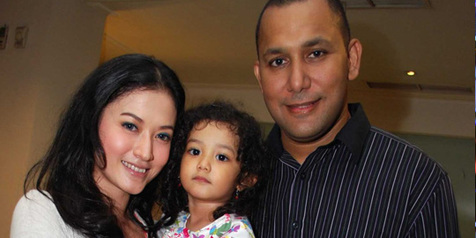 artis restu orangtua © 2016 brilio.net