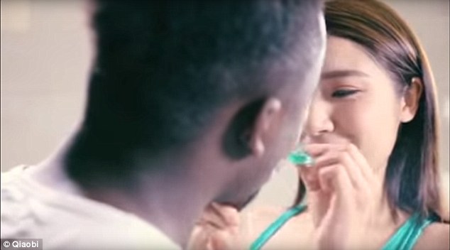 Iklan deterjen China ini dianggap paling rasis, duh kenapa ya?