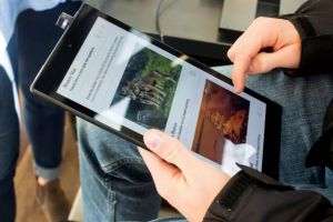 Suka baca artikel via gadget ternyata berbahaya, kamu pasti tak sadar