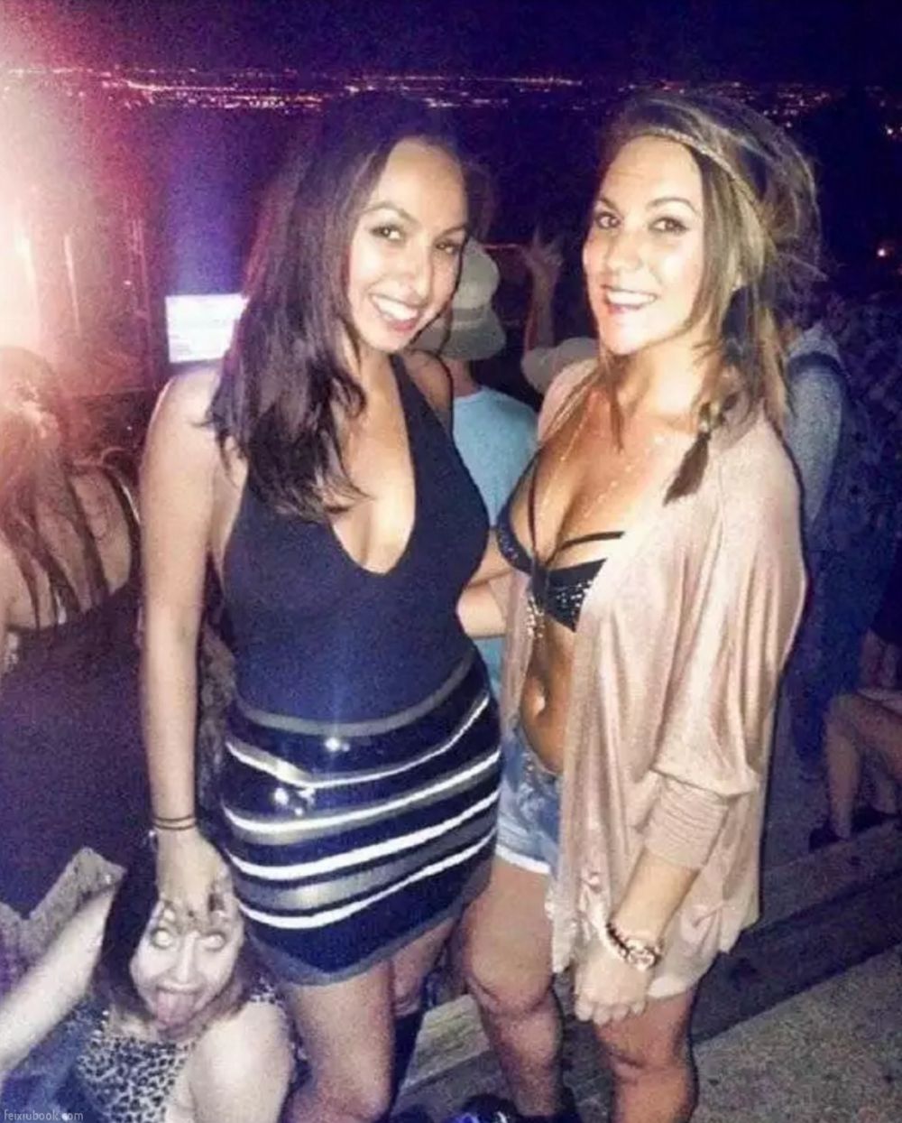 foto kelakuan gila orang saat dugem bikin ngakak campur miris © 2016 brilio.net