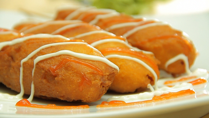 Sosis nggak cuma dibikin itu-itu aja lho, bikin Classic Corndogs, yuk!
