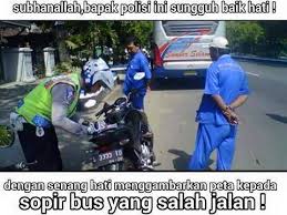 meme positif thinking kepada Polisi © 2016 brilio.net