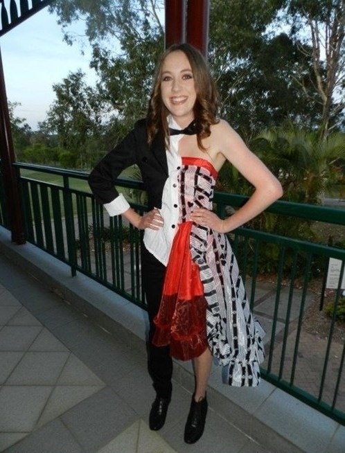 desain gaun prom night gagal © 2016 brilio.net