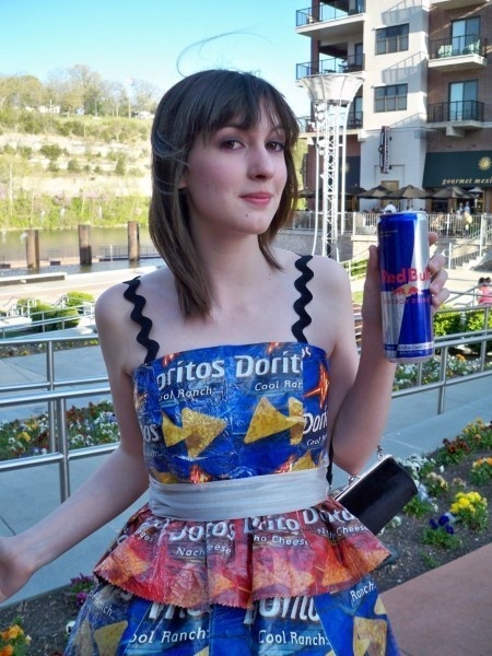 desain gaun prom night gagal © 2016 brilio.net