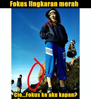 meme lingkaran merah © 2016 brilio.net