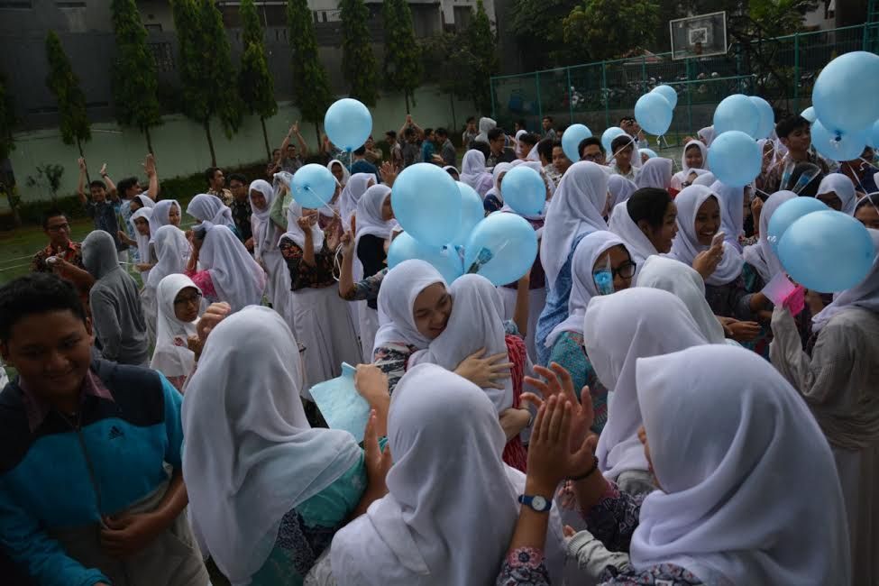 WOW - Tak melulu mengadakan acara doa bersama, 7 sekolah ini punya tradisi unik menjelang ujian. © 2016 brilio.net WOW - Tak melulu mengadakan acara doa bersama, 7 sekolah ini punya tradisi unik menjelang ujian. © 2016 brilio.net
