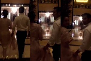 Pamer foto mesra hingga pegangi gaun, Chicco & Chelsea Islan pacaran?