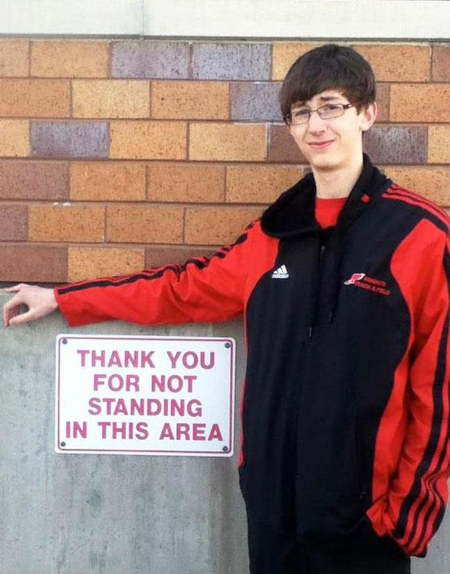 20 Melanggar tanda peringatan © 2016 brilio.net