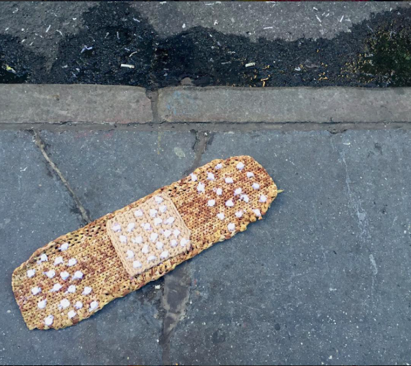 WOW - 20 Foto street art dari rajutan ini bikin jalanan terasa lebih hidup © 2016 brilio.net WOW - 20 Foto street art dari rajutan ini bikin jalanan terasa lebih hidup © 2016 brilio.net