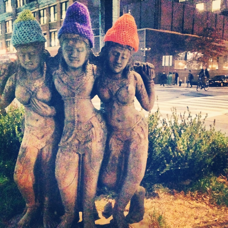 WOW - 20 Foto street art dari rajutan ini bikin jalanan terasa lebih hidup © 2016 brilio.net WOW - 20 Foto street art dari rajutan ini bikin jalanan terasa lebih hidup © 2016 brilio.net