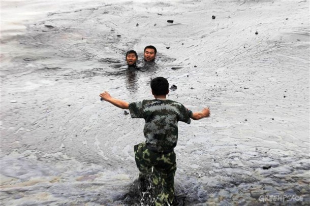 21 China negara sampah © 2016 brilio.net