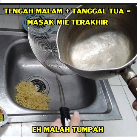 9 Meme 'sakit tapi tak berdarah' ini nyesek tapi bikin kamu ketaw