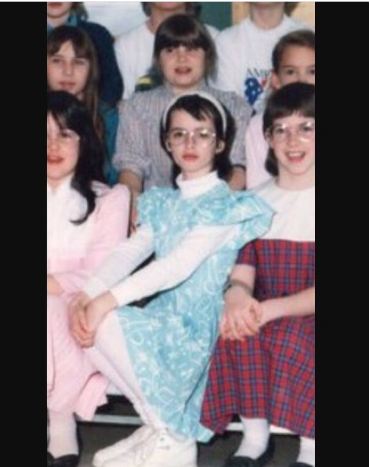 20 Foto imut masa muda artis pemeran film komik Marvel ...