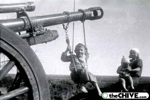 21 Perang Dunia II © 2016 brilio.net 21 Perang Dunia II © 2016 brilio.net