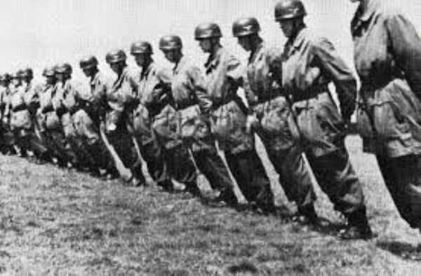 21 Perang Dunia II © 2016 brilio.net 21 Perang Dunia II © 2016 brilio.net