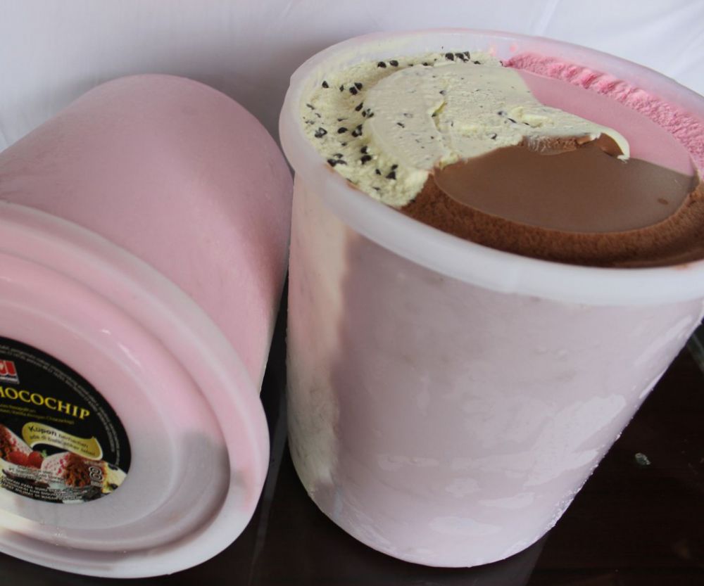 10 Fakta tentang es krim, pertama kali dibuat dari kotoran usus paus!