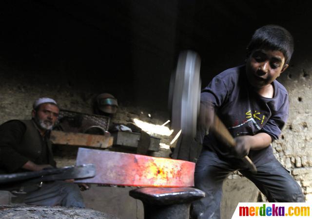 Pekerja Anak 13 © 2016 brilio.net