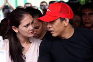 Percintaan 7 pasangan artis top ini suka putus nyambung, siapa aja ya?