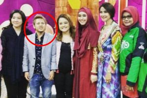 Diragukan netizen, ini bukti Evelyn istri Aming perempuan tulen