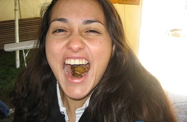 20 Orang makan serangga © 2016 brilio.net