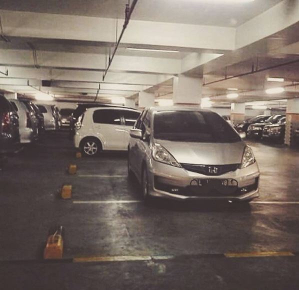 kelakuan berbahaya di jalanan ini tak pantas kamu tiru © 2016 brilio.net kelakuan berbahaya di jalanan ini tak pantas kamu tiru © 2016 brilio.net