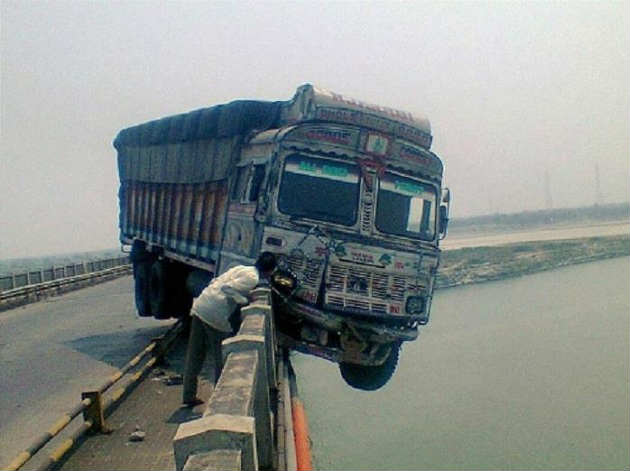 foto sedetik sebelum tragedi ini bikin ketawa miris © 2016 brilio.net foto sedetik sebelum tragedi ini bikin ketawa miris © 2016 brilio.net