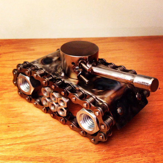 WOW - 17 Karya seni dari onderdil motor ini menakjubkan © 2016 brilio.net