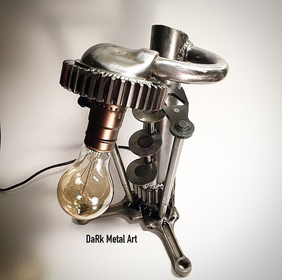 WOW - 17 Karya seni dari onderdil motor ini menakjubkan © 2016 brilio.net