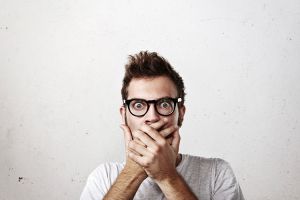 5 Cara atasi bau mulut saat berpuasa, nggak ada salah dicoba...