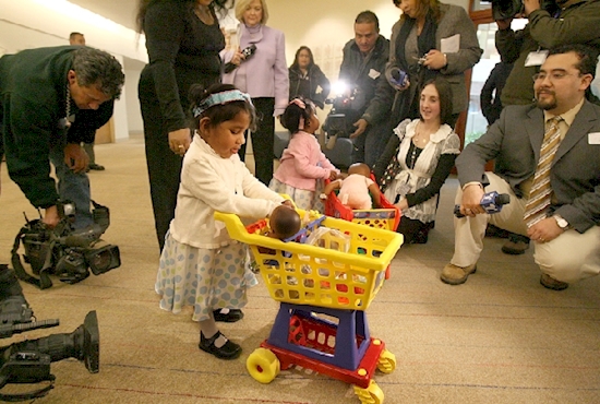 kisah kembar siam © 2016 brilio.net kisah kembar siam © 2016 brilio.net