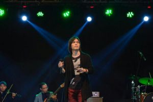 Sederet artis ini banting setir jadi pengacara, kenapa ya?