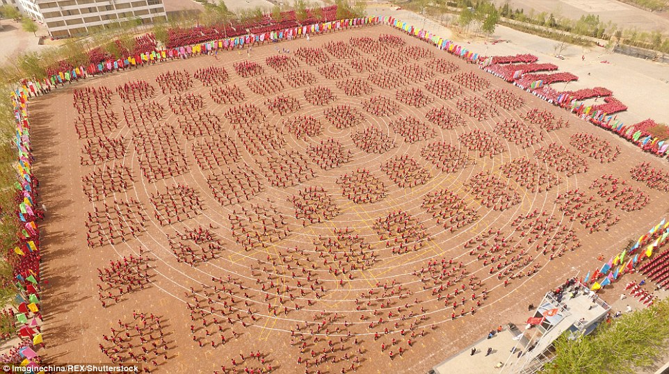 foto china gudang atlet kungfu © 2016 brilio.net foto china gudang atlet kungfu © 2016 brilio.net