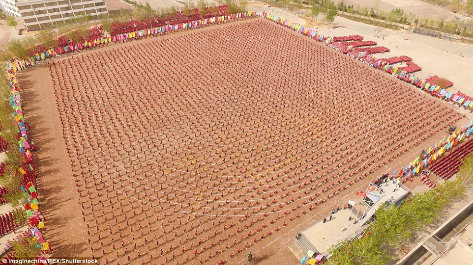 foto china gudang atlet kungfu © 2016 brilio.net foto china gudang atlet kungfu © 2016 brilio.net