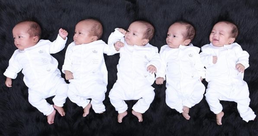 20 Foto 'AIUEO', bayi kembar lima dari Cirebon lucu-lucu banget! 