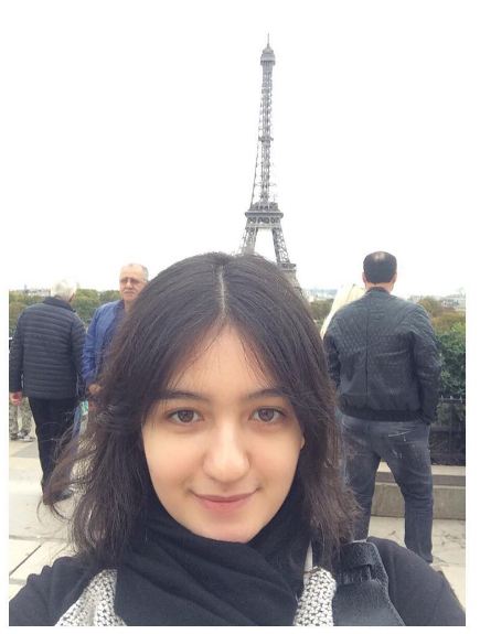 Parisa Shams © 2016 brilio.net Parisa Shams © 2016 brilio.net