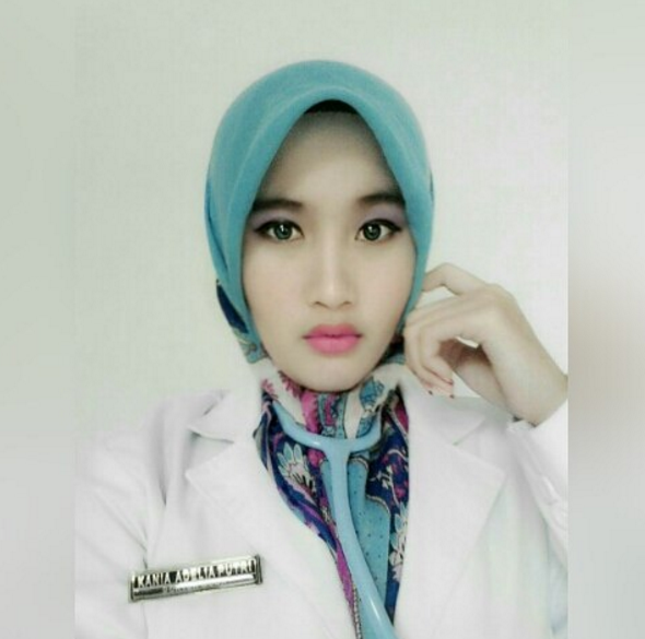 Asli cantik banget, calon dokter ini benar-benar mirip Sandra Dewi