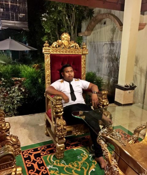 kehidupan para pejabat super mewah © 2016 brilio.net kehidupan para pejabat super mewah © 2016 brilio.net